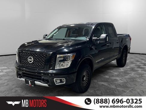 Used 2018 Nissan Titan PRO-4X image 9