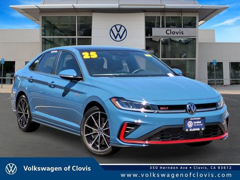 Used 2025 Volkswagen Jetta GLI Autobahn FWD image 1