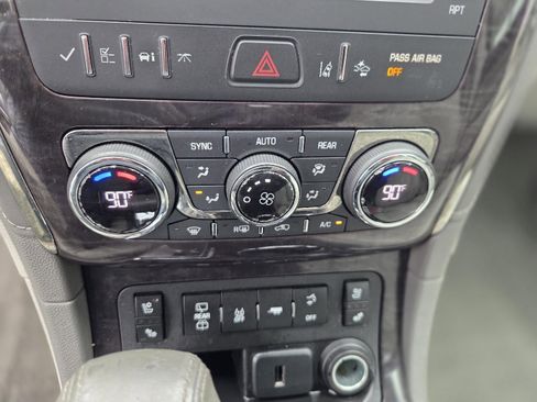 Used 2015 Buick Enclave Premium w/ Trailering Package image 36