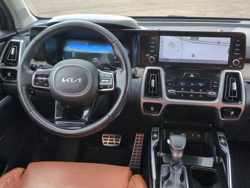Used 2022 Kia Sorento SX Prestige w/ Rust Color Package image 29