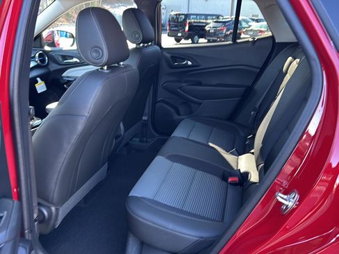 New 2026 Chevrolet Trax LT w/ Driver Confidence Package image 9