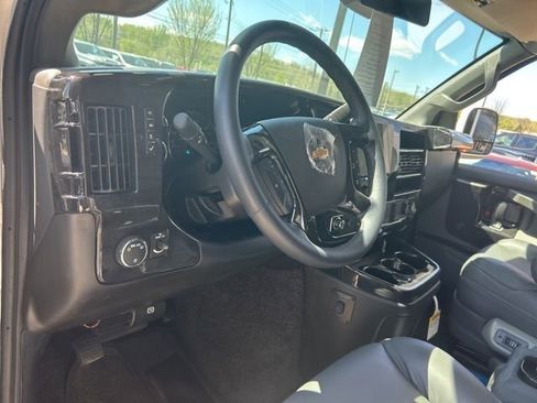 New 2026 Chevrolet Express 2500 Extended w/ Driver Convenience Package RWD image 9