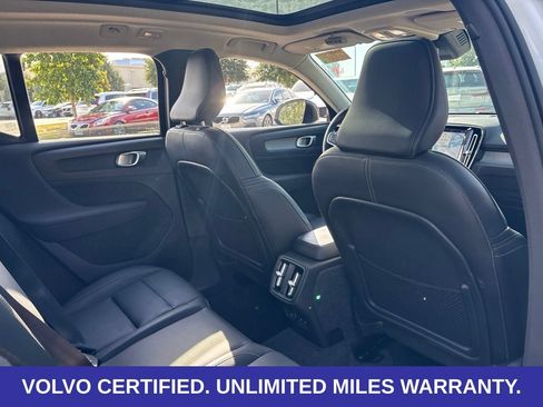 Certified 2026 Volvo XC40 B5 Plus AWD/4WD image 11