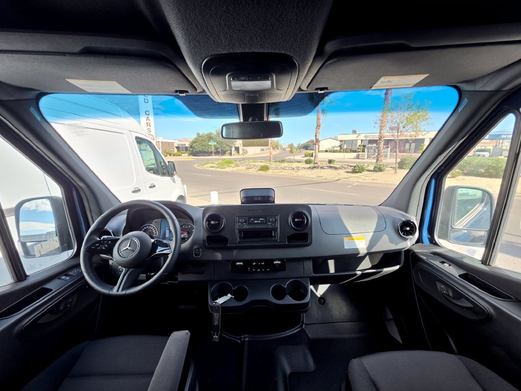 Used 2026 Mercedes-Benz Sprinter 2500 image 19