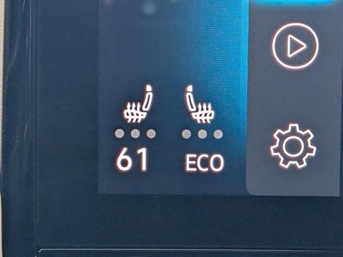 Used 2023 Volkswagen ID.4 Pro S image 32