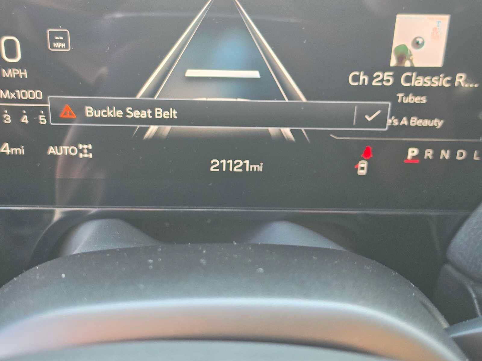 Used 2025 GMC Yukon XL Denali AWD/4WD image 26
