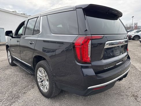Used 2023 GMC Yukon SLT w/ SLT Luxury Package image 7