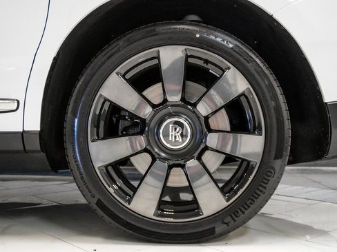Used 2020 Rolls-Royce Cullinan image 50