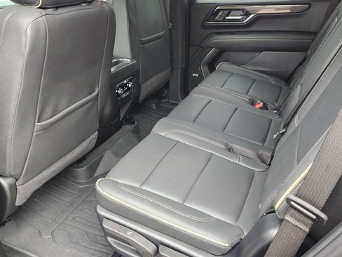 Used 2025 GMC Yukon Elevation w/ LPO, Floor Liner Package AWD/4WD image 15