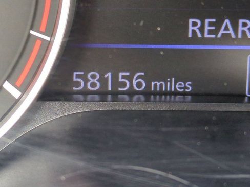 Used 2024 Nissan Altima 2.5 SV image 24