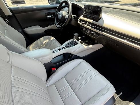 Used 2025 Honda HR-V EX-L image 31