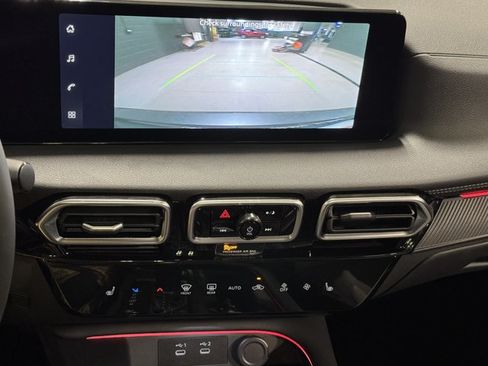 New 2026 Nissan Sentra SV w/ SV Convenience Package FWD image 13