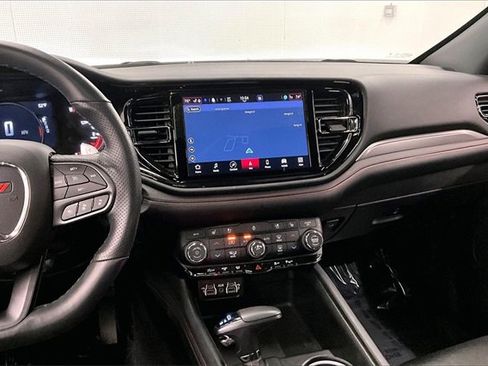 Used 2024 Dodge Durango GT image 6