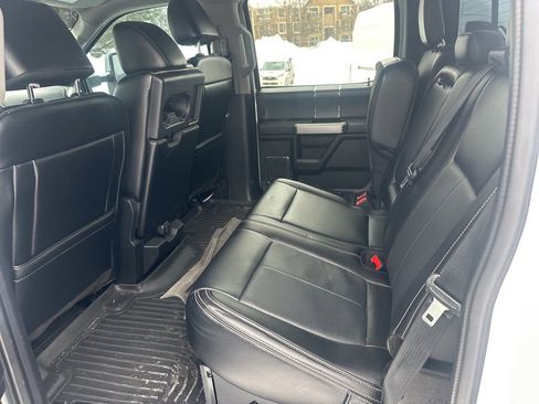 Used 2021 Ford F250 Lariat w/ Chrome Package image 9