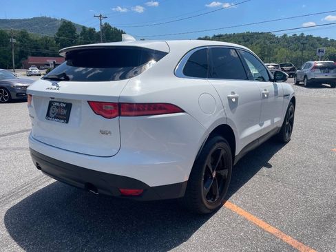 Used 2019 Jaguar F-PACE AWD/4WD image 8