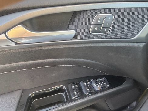 Used 2013 Ford Fusion Titanium image 13