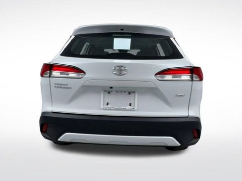 Certified 2023 Toyota Corolla Cross L AWD/4WD image 8