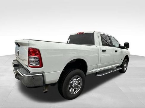 Used 2024 RAM 2500 Big Horn w/ Bed Utility Group image 7