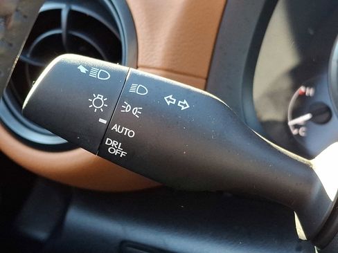 Used 2025 Lexus IS 350 F Sport w/ Accessory Package image 21