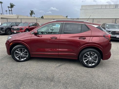 Used 2023 Buick Encore GX Select w/ Sport Touring Package image 7