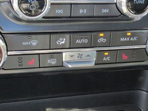 New 2025 Ford F150 XLT w/ Equipment Group 302A MID image 25