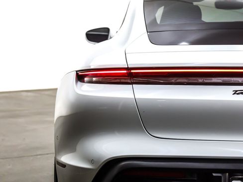 Used 2024 Porsche Taycan GTS image 14