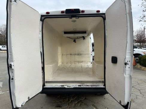 Used 2017 RAM ProMaster 2500 image 10