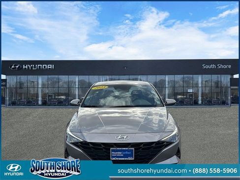 Certified 2023 Hyundai Elantra SEL w/ Cargo Package image 2