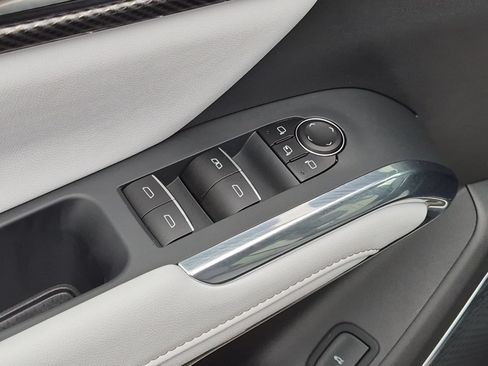 Used 2025 Chevrolet Traverse High Country w/ LPO, Floor Liner Package AWD/4WD image 11