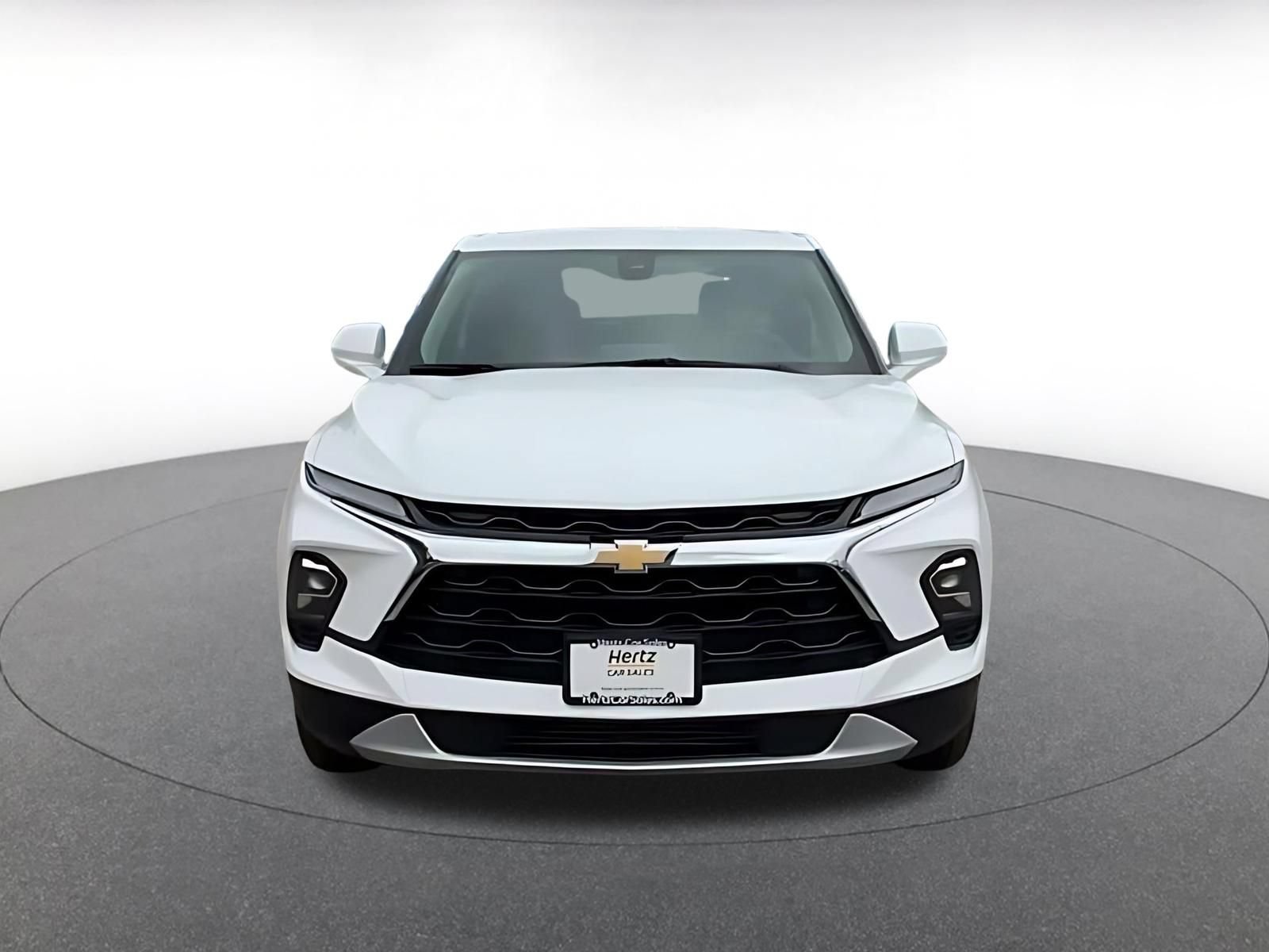 Used 2026 Chevrolet Blazer LT FWD image 4