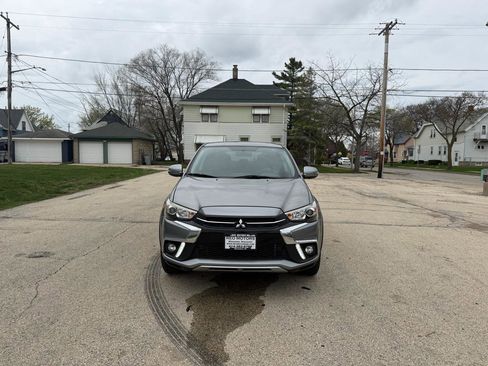 Used 2019 Mitsubishi Outlander Sport SE image 2