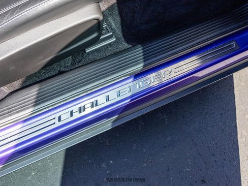Used 2016 Dodge Challenger SRT Hellcat RWD image 42
