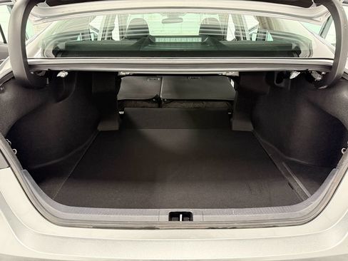 Used 2022 Toyota Camry LE FWD image 25