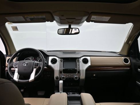 Certified 2016 Toyota Tundra Limited w/ Limited Premium Package image 31