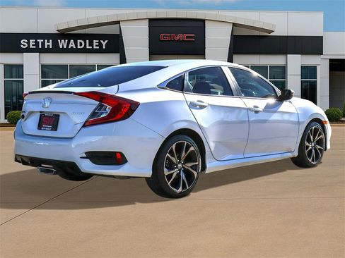 Used 2019 Honda Civic Sport image 7