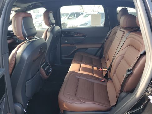 New 2026 Lincoln Nautilus Reserve w/ Jet Appearance Package image 28