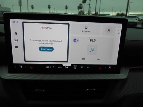 New 2026 Ford Explorer ST-Line image 3