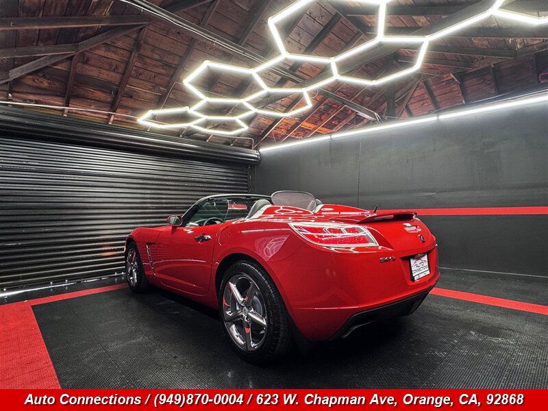 Used 2008 Saturn Sky Red Line RWD image 4