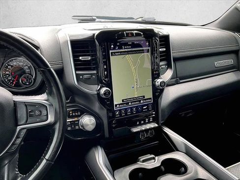 Used 2021 RAM 1500 Laramie AWD/4WD image 8