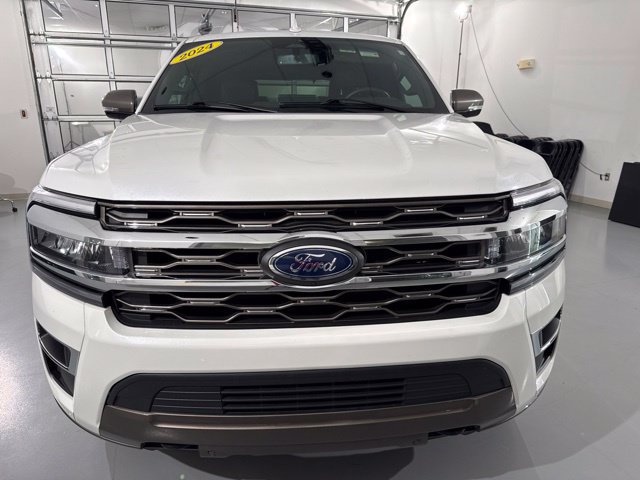 Used 2024 Ford Expedition King Ranch AWD/4WD image 2