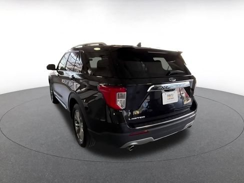 Used 2024 Ford Explorer Limited image 11