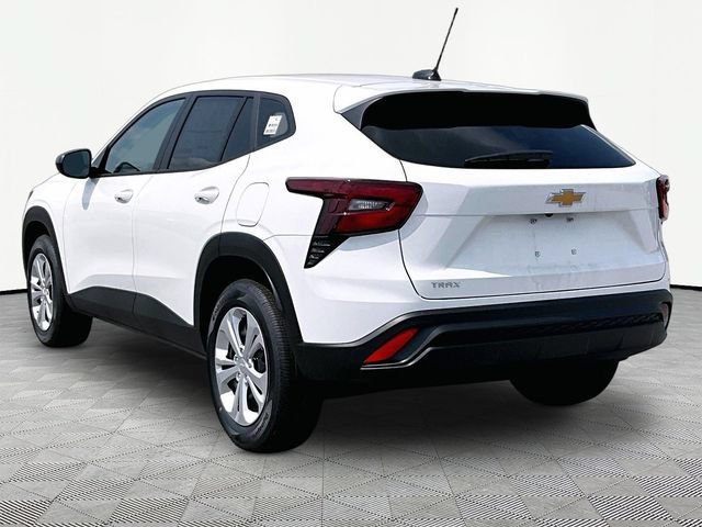 New 2026 Chevrolet Trax LS FWD image 4