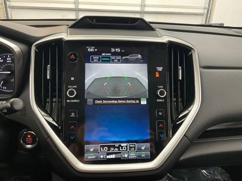 Used 2023 Subaru Ascent Limited AWD/4WD image 5
