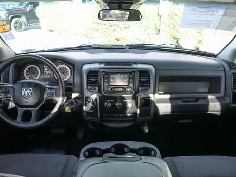 Used 2018 RAM 1500 Express image 25