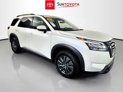 Used 2024 Nissan Pathfinder SV