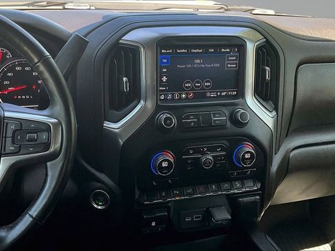 Used 2023 Chevrolet Silverado 2500 LT w/ Convenience Package AWD/4WD image 11