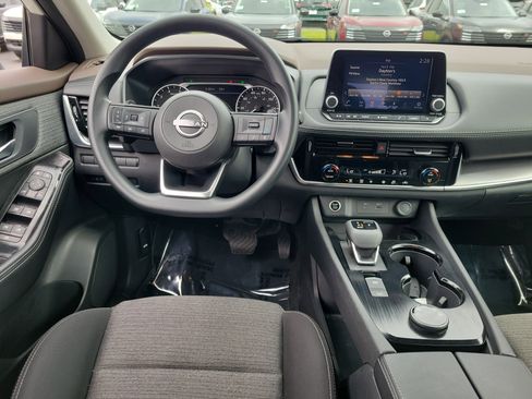 Certified 2023 Nissan Rogue SV AWD/4WD image 10
