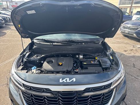 Certified 2026 Kia Seltos EX w/ EX Sunroof Package image 23