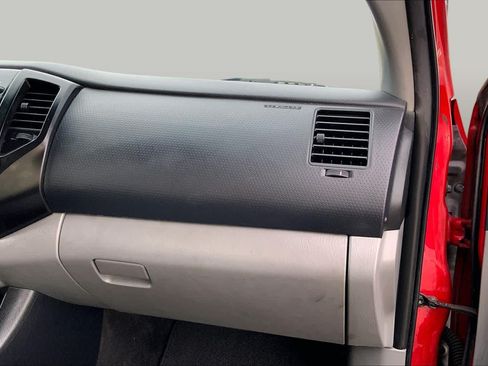 Used 2012 Toyota Tacoma PreRunner w/ Convenience Pkg RWD image 16