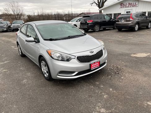Used 2015 Kia Forte LX image 3